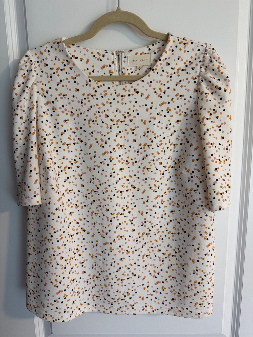 MELLODAY Cream Dot-Print Puff Sleeve Top